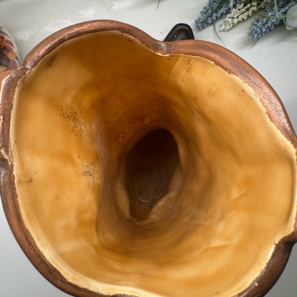 Vintage 1977 ceramic boot with spit - Picture 5 of 10